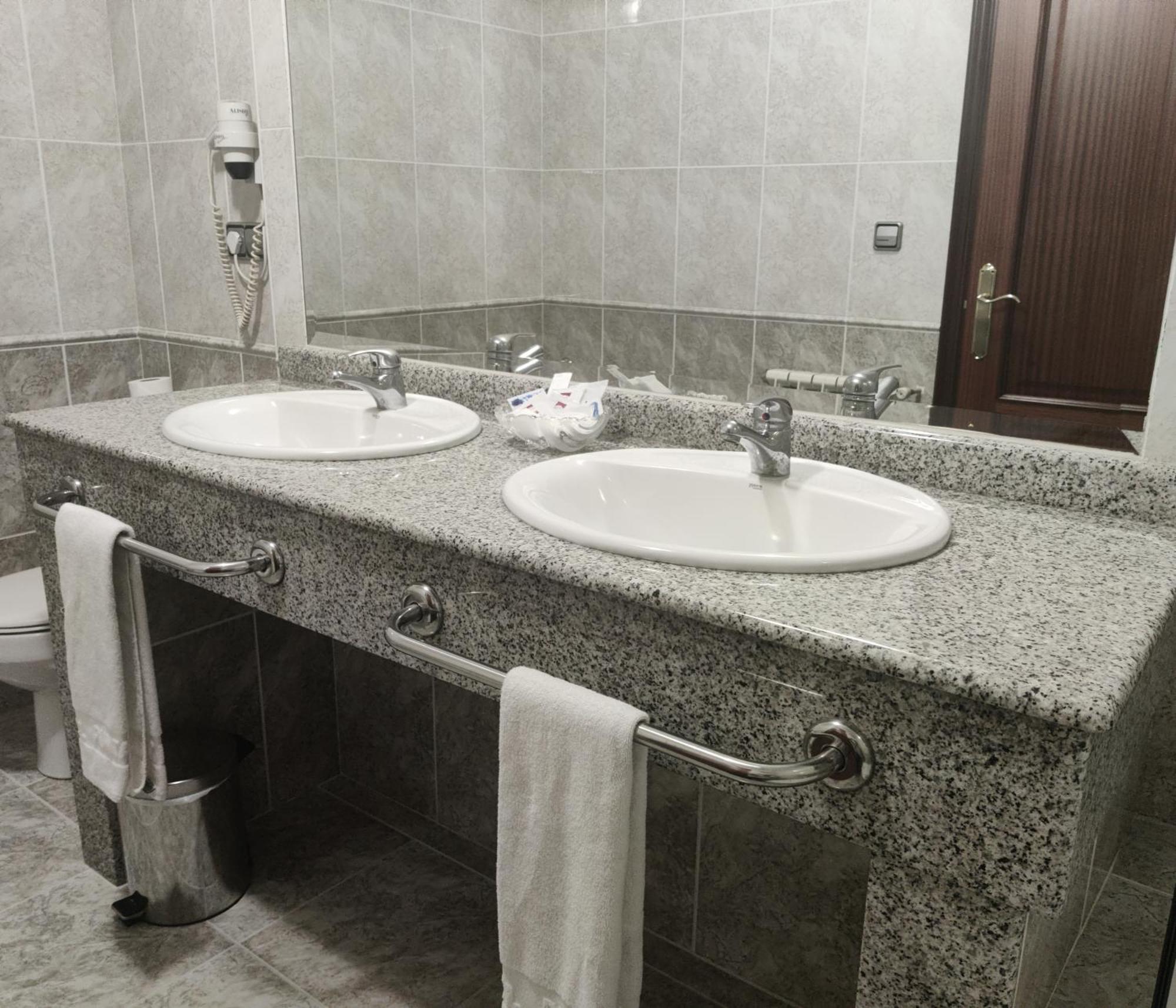 Motel Punta Cana Sigueiro Εξωτερικό φωτογραφία